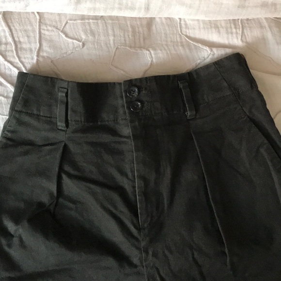 Comfiest high waisted work pants from Uniqlo 👌🏼 - Picture 2 of 4